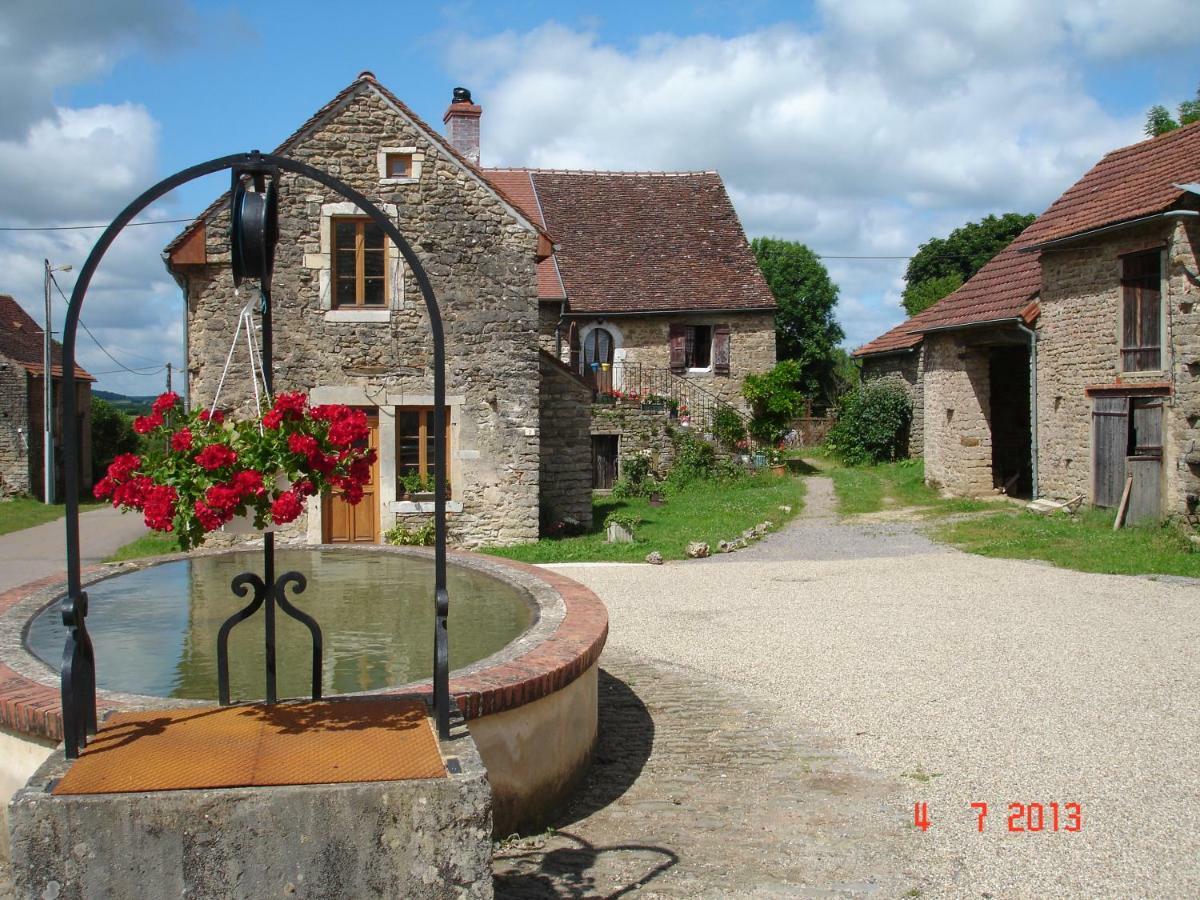La Maison Du Gue Ecutigny 外观 照片